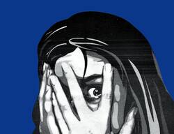 दिल्ली में स्कूली छात्रा पर एसिड अटैक, आत्मरक्षा में हमलावर के साथ क्या कर सकते है पीड़ित