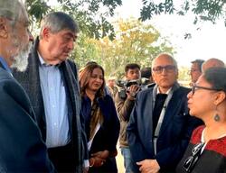 बिना पुलिस सुरक्षा के सुप्रीम कोर्ट जजों ने किया खुली जेल का दौरा, कैदियों के घर में बैठकर की घंटों बातें