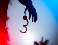 Parole क्या है? इसका उद्देश्य क्या है और किन परिस्थितियों में मिलती है कैदी को ये सुविधा