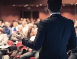 लोक सेवक द्वारा किसी व्यक्ति को क्षति पहुंचाने के इरादे से कानून की अवहेलना अपराध है