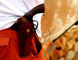 बंदूक का लाइसेंस कैसे प्राप्त करें, जानिए क्या हैं नियम