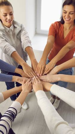 महिलाओं को सशक्त बनाने वाले महत्वपूर्ण कानून