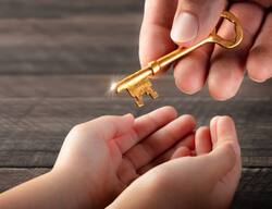 Hindu Succession Act के अंतर्गत Ancestral Property किसे कहते हैं और इसे कौन बेच सकता है?