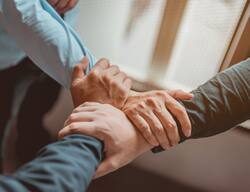 Industrial Disputes Act किस तरह से प्रबंधन और कर्मचारियों के विवादों बीच सामंजस्य स्थापित करता है,जानिए