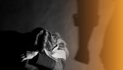 पत्नी के साथ क्रूरता करते हैं तो, कारावास और जुर्माने से दण्डित किया जाएगा IPC की इस धारा के तहत