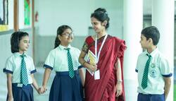 32,000 शिक्षकों की नौकरियां रद्द करने के एकल पीठ के आदेश पर कलकत्ता हाई कोर्ट ने लगाई रोक