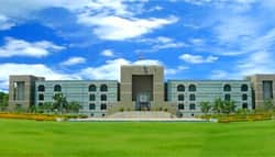 गोंडल में 100 वर्ष पुराने दो पुलों की स्थिति पर Gujarat HC ने राज्य सरकार को विशेषज्ञों की राय लेने का दिया निर्देश