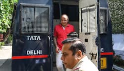 आबकारी नीति घोटाला: दिल्ली हाई कोर्ट ने मनीष सिसोदिया की अंतरिम जमानत की अर्जी ठुकराई