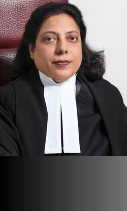 रिटायरमेंट से एक दिन पहले जस्टिस मुक्ता गुप्ता ने रचा इतिहास!