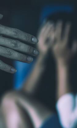 अपने परिवार से है खतरा? संविधान का अनुच्छेद 21 दिलाएगा सुरक्षा