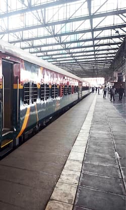 'ट्रेन में चोरी के लिए रेलवे नहीं है जिम्मेदार', कोर्ट ने ऐसा क्यों कहा?