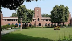 सेंट स्टीफंस कॉलेज को अल्पसंख्यक सीट पर दाखिले के लिए साक्षात्कार आयोजित करने का निर्देश