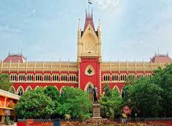 लड़कियों को कलकत्ता HC ने दी नसीहत, कहा- अपनी गरिमा और आत्म-सम्मान की रक्षा करें