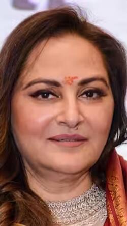Jaya Prada घोषित हुईं फरार, जानें कानून