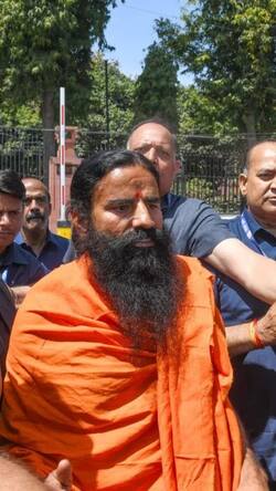 एलोपैथी से आपको क्या? सुप्रीम कोर्ट ने लगाई बाबा रामदेव, आचार्य बालकृष्ण को फटकार