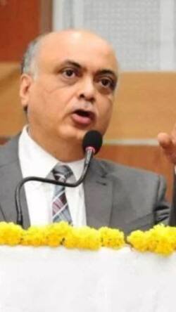 जानिए जस्टिस अहसानुद्दीन अमानुल्लाह के बारे में, जिनके सामने पतंजलि की एक चालाकी काम नहीं आई