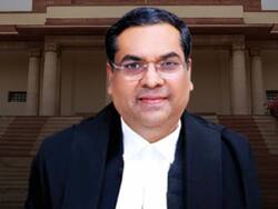 'मेरा बेटा उसी कॉलेज में पढ़ा है', कहकर जस्टिस संजीव खन्ना ने याचिका पर आगे सुनवाई करने से इंकार किया