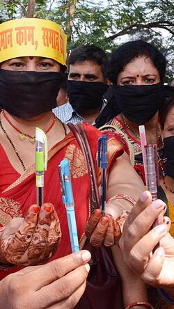 संविदा शिक्षकों की मांग से SC क्यों नाराज हुआ?