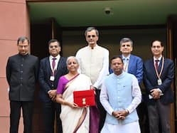 Budget 2024: इनकम टैक्स स्लैब से वित्त मंत्री ने हटाया पर्दा, जानिए नए टैक्स स्लैब में कितनी आय पर कितना लगेगा कर