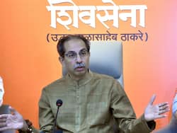 'उद्धव ठाकरे के विभूति न लगाने से मेरी धार्मिक भावनाएं आहत हुई', ऐसा दावा करने वाले युवक पर बॉम्बे HC ने लगाया 2 लाख का जुर्माना