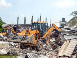 Bulldozer Justice: महज आरोपी होने से किसी का घर कैसे गिराया जा सकता है? बुलडोजर एक्शन पर सुप्रीम कोर्ट राज्यों के लिए जारी करेगी दिशानिर्देश