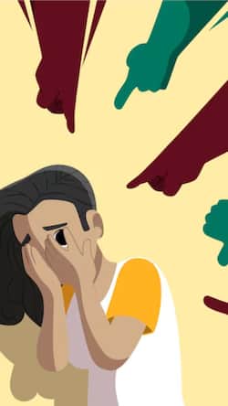 क्या व्हाट्सएप पर रेप विक्टिम की पहचान बताना है अपराध?