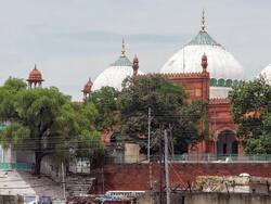 Krishna Janmabhoomi Dispute: 'मामलों की सुनवाई एक साथ करने का HC का फैसला सही', SC ने मुस्लिम पक्ष से कहा