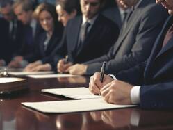 कोर्टरूम में वकीलों की पिटाई का मामला, यूपी बार काउंसिल ने राज्यव्यापी विरोध प्रदर्शन का किया आह्वान