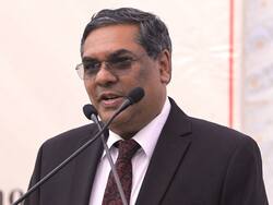 'नागरिकों से सीधा जुड़ाव ही न्यायपालिका को विशिष्ट बनाती है', SCAORA के 75 वर्ष पूरे होने पर CJI Sanjiv Khanna ने प्रोत्साहित किया