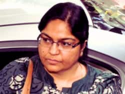 IAS पूजा सिंघल की पोस्टिंग पर लगाए रोक, ED की गुजारिश मानने से PMLA Court ने किया इंकार