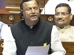 क्या इनकम टैक्स अधिकारी Raid के दौरान लोगों के पर्सनल ईमेल, सोशल मीडिया अकाउंट चेक कर सकते हैं? राज्य सभा में सरकार ने बता दिया