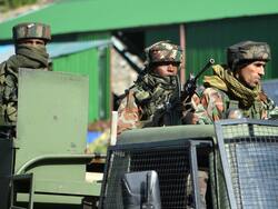 सेना कल्याण कोष में 20 हजार रुपये जमा करें, वकील के स्थगन की मांग से आजिज होकर Delhi HC ने सुनाया फैसला