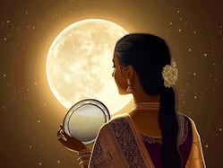 देश की सभी महिलाओं के लिए 'करवा चौथ' करें अनिवार्य... अजीबो गरीब मांग से Supreme Court भी अवाक