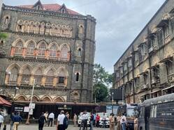 दिल्ली और बॉम्बे HC को बम से उड़ाने की धमकी किसने दी, इस साजिश के पीछे किसका हाथ? पुलिस ने दिया ये बड़ा अपडेट